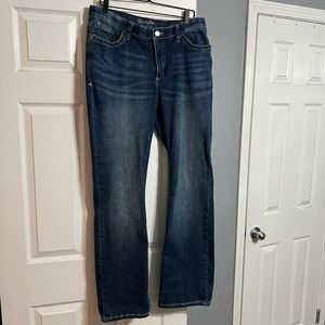 WOMEN'S WRANGLER® ULTIMATE RIDING JEAN WILLOW IN DAVIS | 15x36